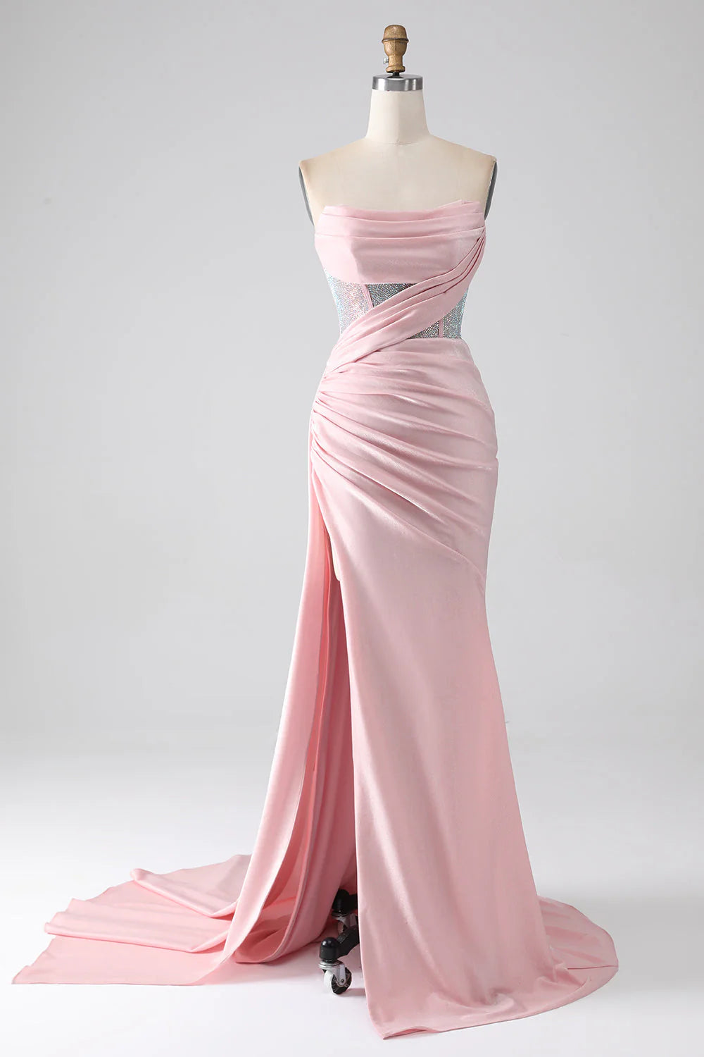 Robe de soirée longue plissée sans bretelles avec perles et fente haute